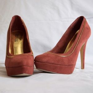 Women's suede shoes