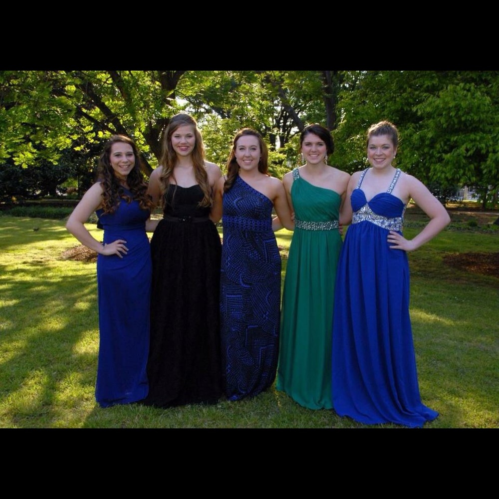 Emerald green prom dress - Picture 7 of 7