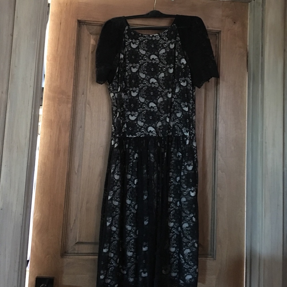 Lace over ivory lining