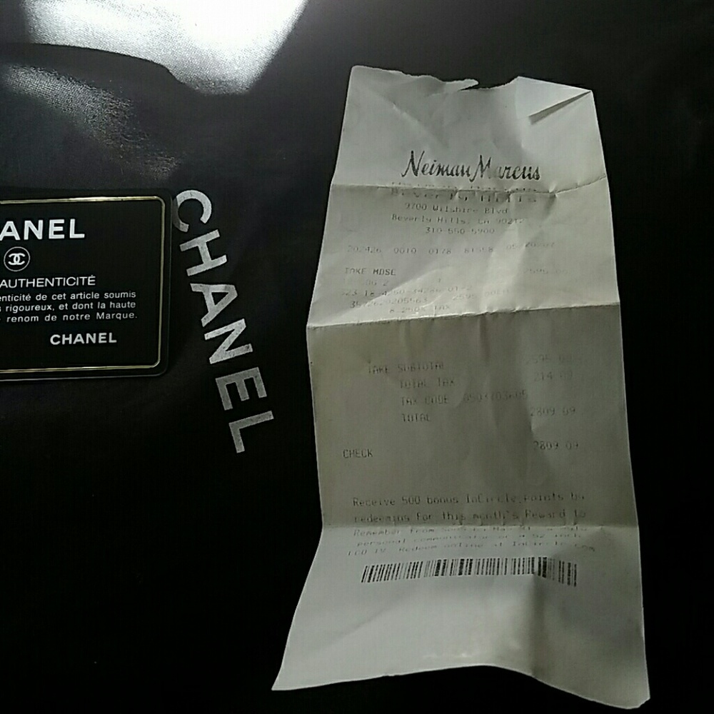 Authentic Chanel Black Purse with dustbag - Picture 6 of 8
