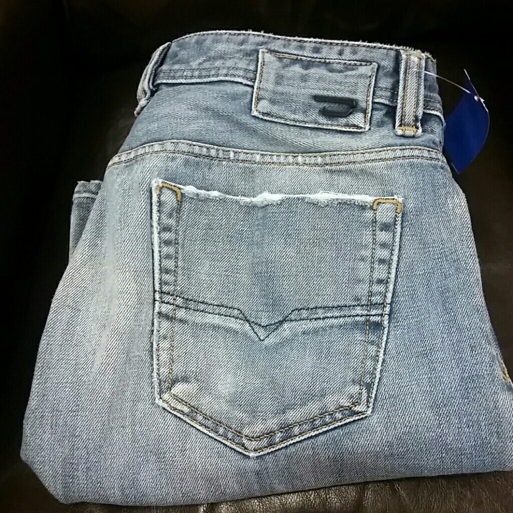 Diesel  button down 33x32