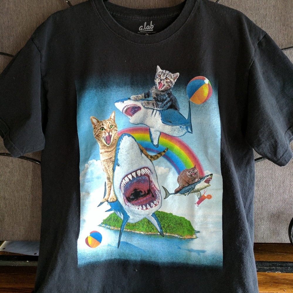 Black graphic tee with Shark