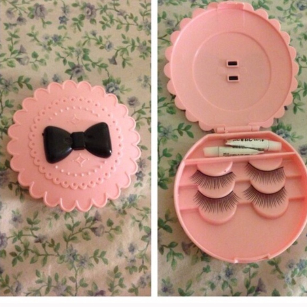 Eyelash case pink purple mint white