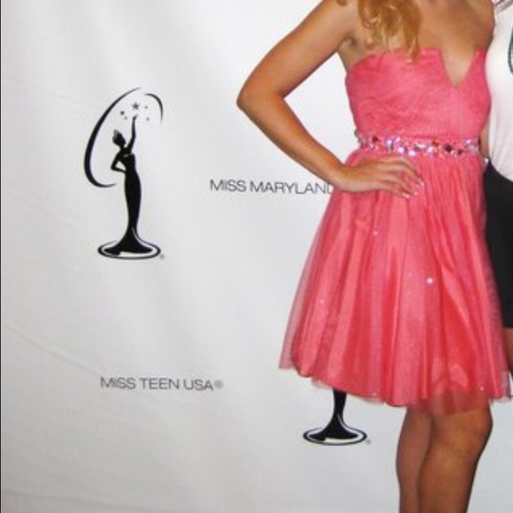 Pink / Peach Cocktail Dress - Picture 3 of 3