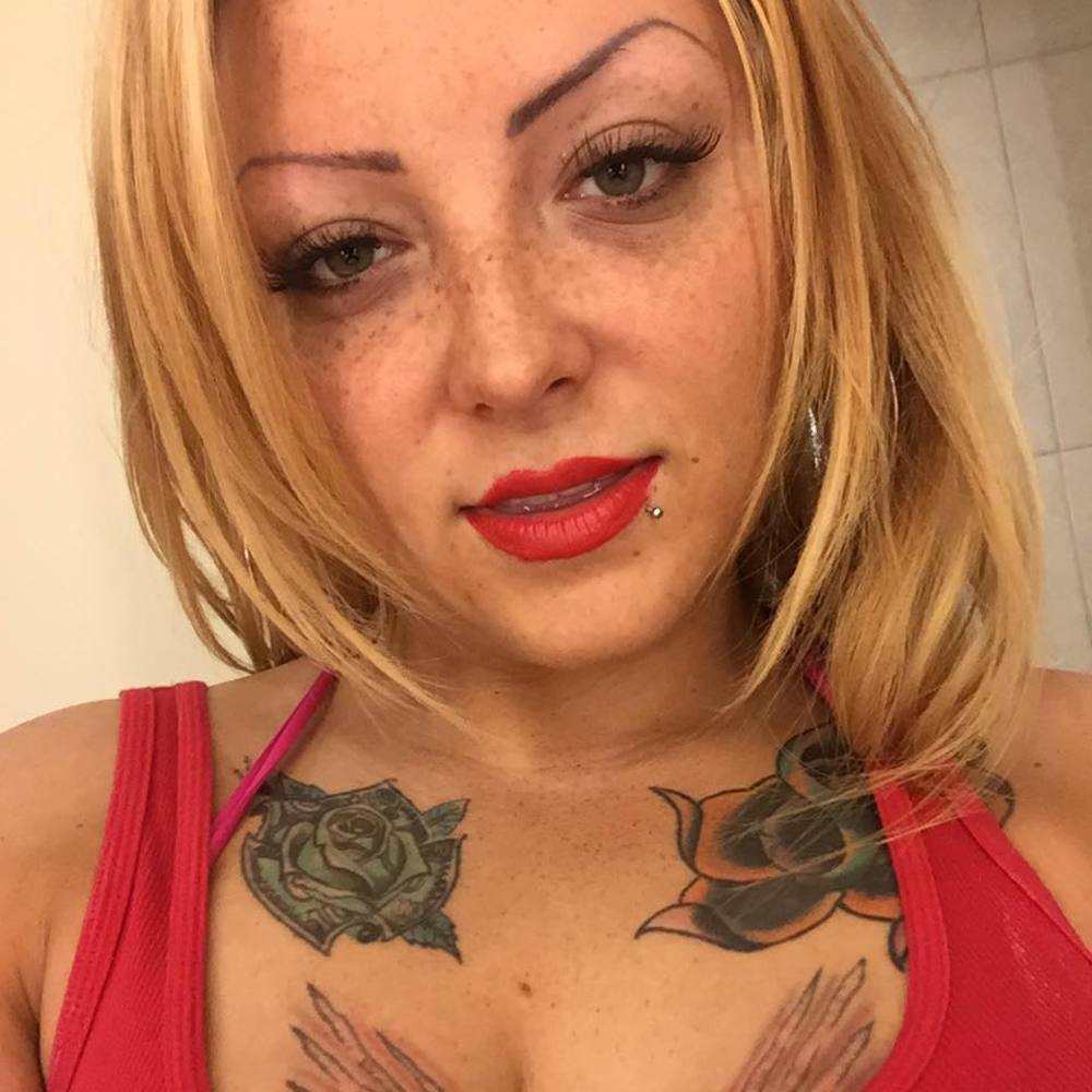 Meet your Posher, Faith