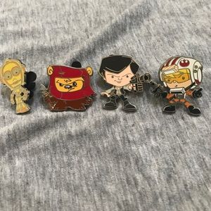 4 Disney land pin Star Wars