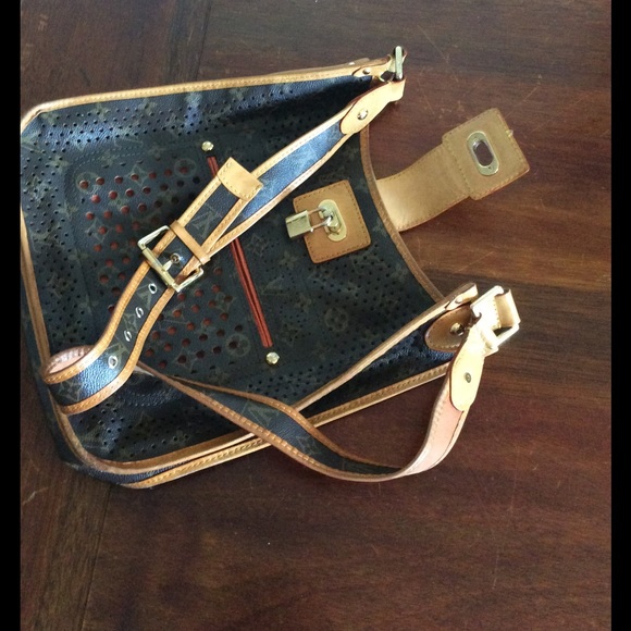 Louis Vuitton Perforated Musette Monogram Bag - Picture 4 of 4