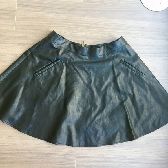 Anthropologie Dresses & Skirts - ASTR Faux Leather Skirt