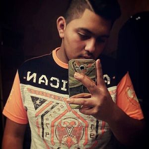 Meet your Posher, Juan