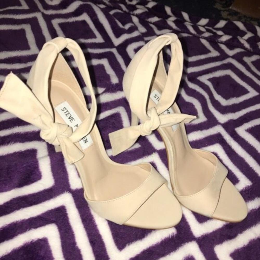 Steve Madden heels!