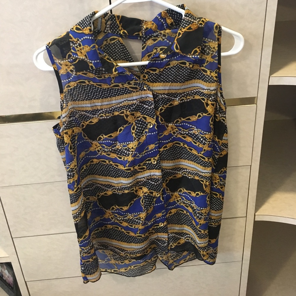 BRAND NEW FOREVER 21 Blouse Top!