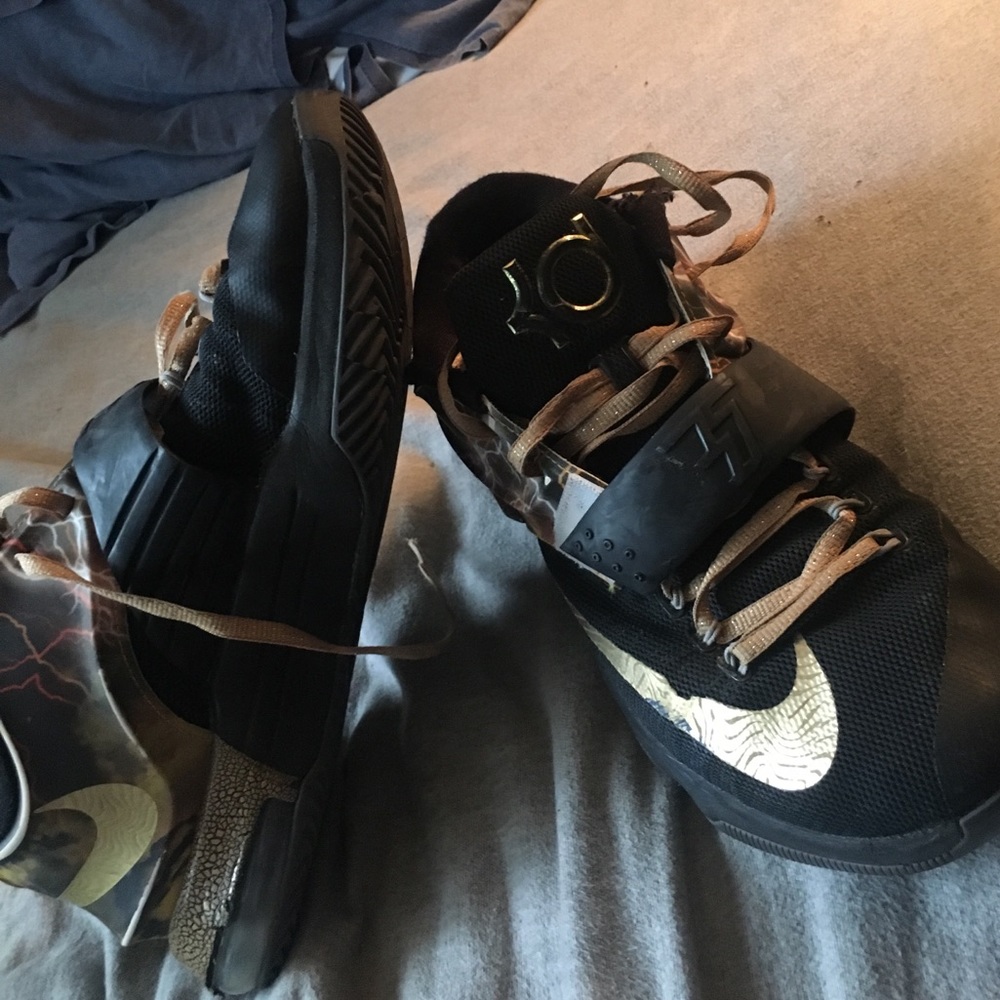 Basketball shoes, KD 7 customized