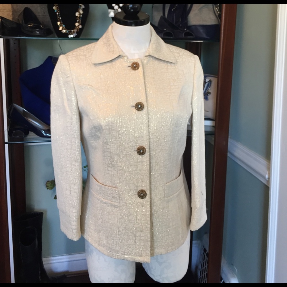 Fitted Peck Blazer with Cream w/Gold -Kes