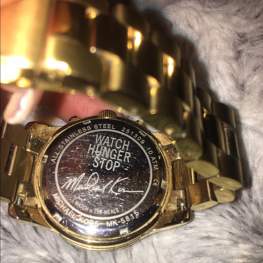 **SOLD LOCALLY ***MAKE AN OFFER!MICHAEL KORS WATCH - Picture 3 of 4