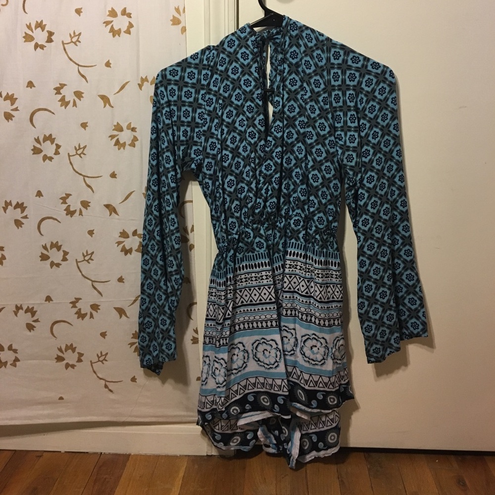 Short Long Sleeve Romper
