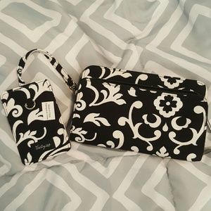 Thirty-one wallet with ID tag
