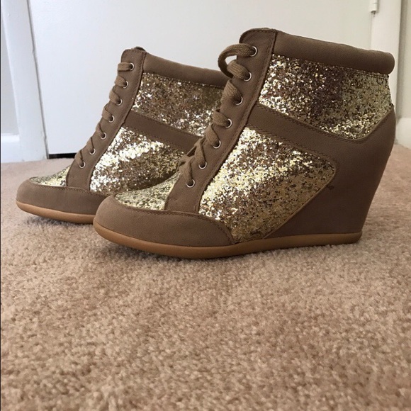 Gold Sequin Boots - Picture 3 of 3