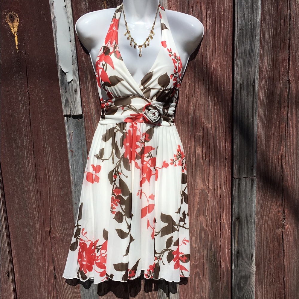 Xtraordinary floral dress!