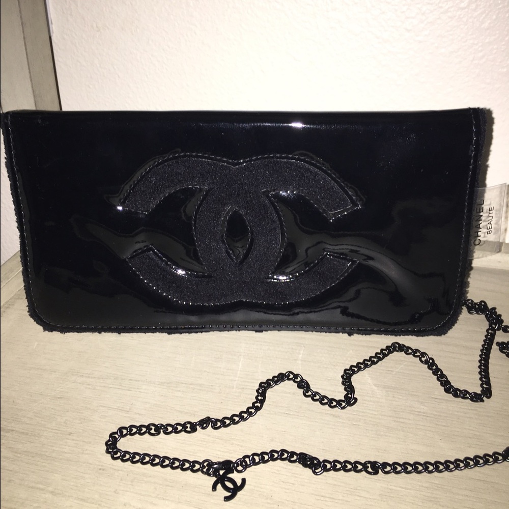 Chanel gift bag crossbody