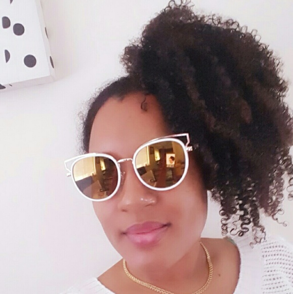 🎉Sale🎉 Iconic Rim Oval Sunglasses - Picture 8 of 8