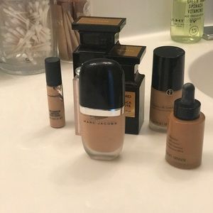 Marc Jacobs Genius Gel Oilfree Foundation 34