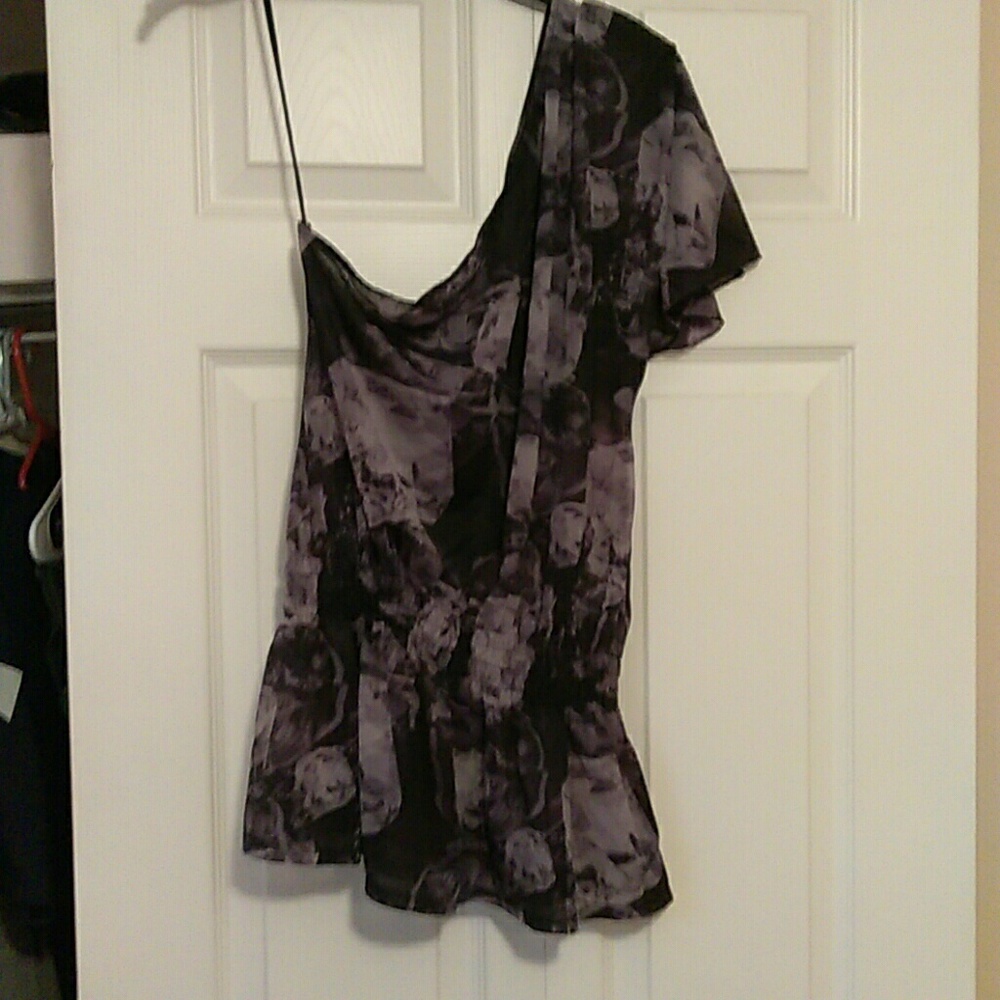 Adorable black and grey shirt