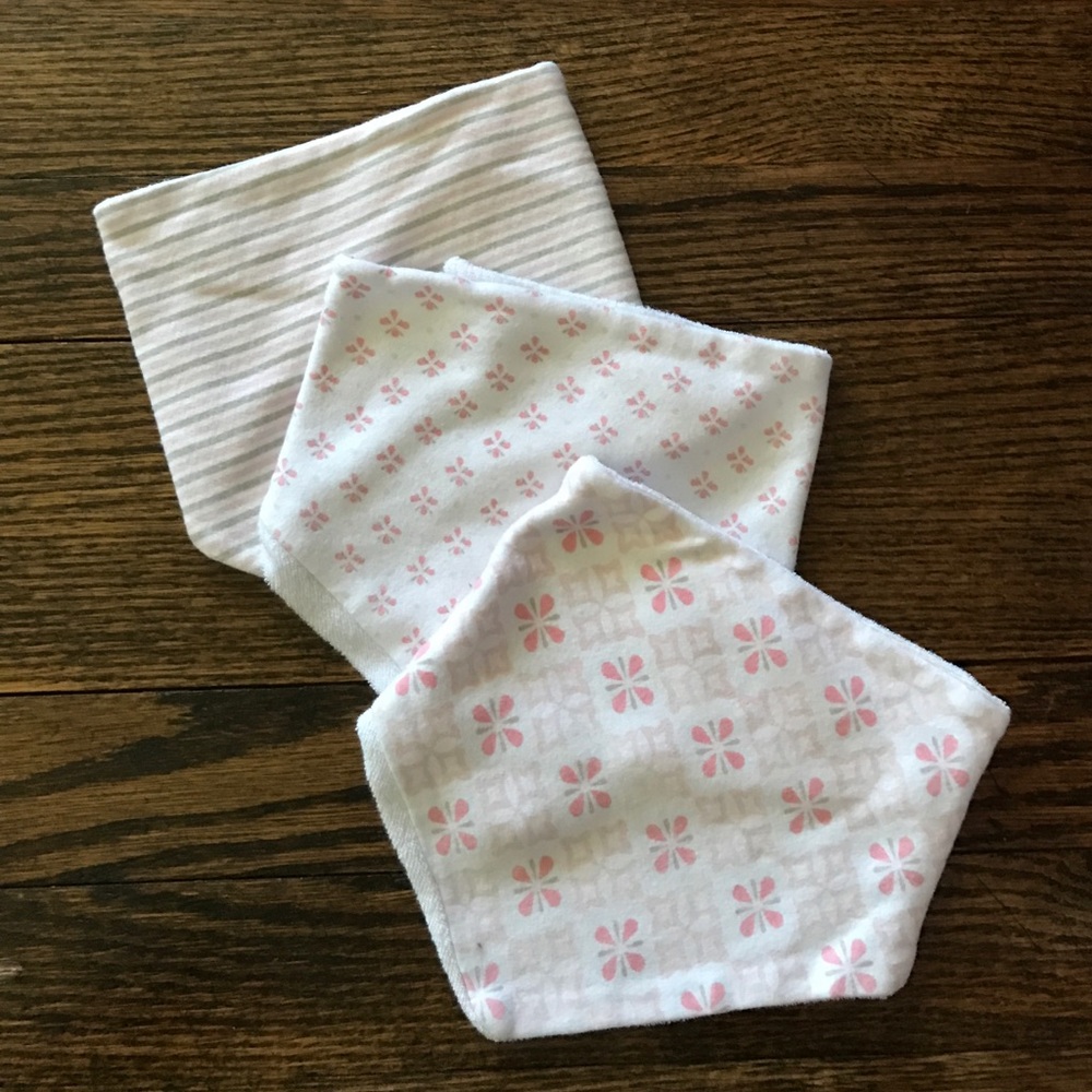 Bandana bibs💕