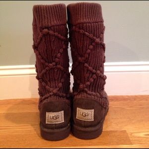 Knit Ugg boots sz. 6 Knit Ugg boots sz. 6