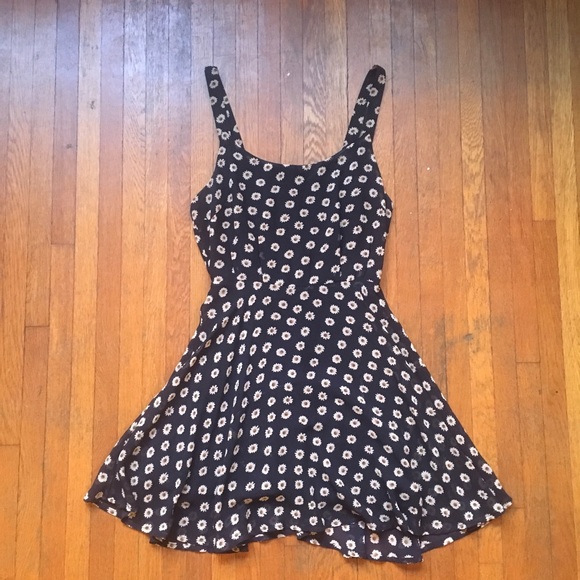 ❌donated❌ Floral pattern skater dress - Picture 3 of 7