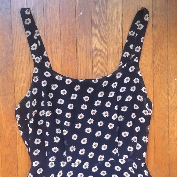 ❌donated❌ Floral pattern skater dress - Picture 5 of 7