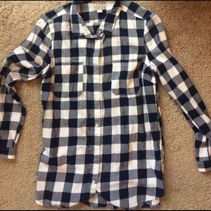 Old navy plaid long sleeve shirt