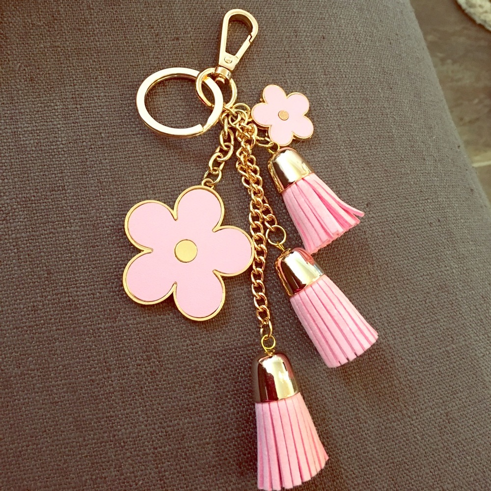 Flower betsey Johnson key chain for purse