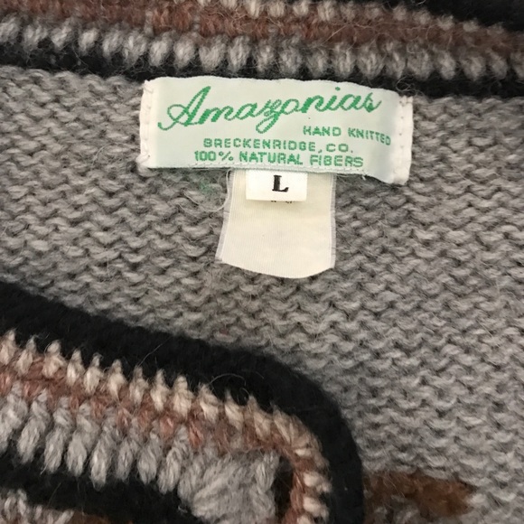 4/$25🎈Vintage hand knit sweater Aztec - Picture 6 of 6