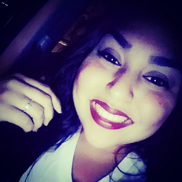 Meet your Posher, Melinda - Picture 1 of 1