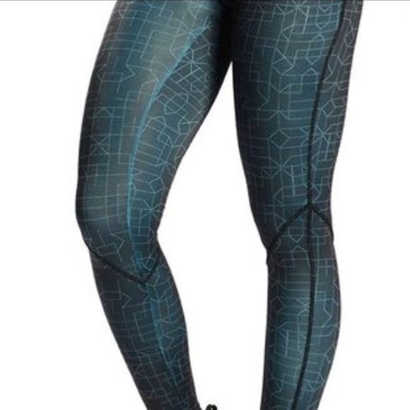 Gymshark Ambition leggings - Picture 1 of 3