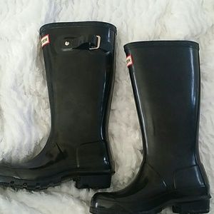 Girl's hunter boots