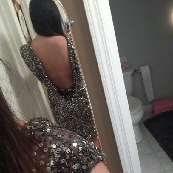 Dress - Picture 4 of 5