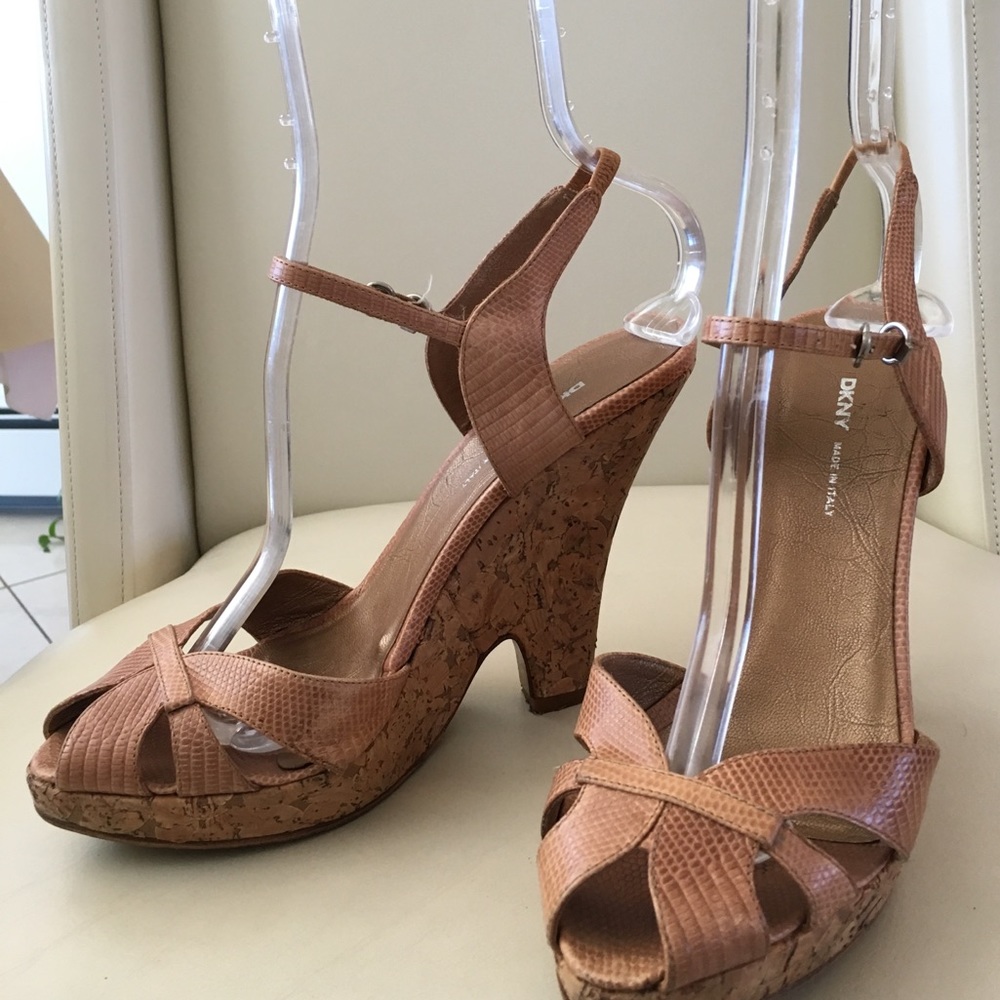 DKNY Tan Sandals