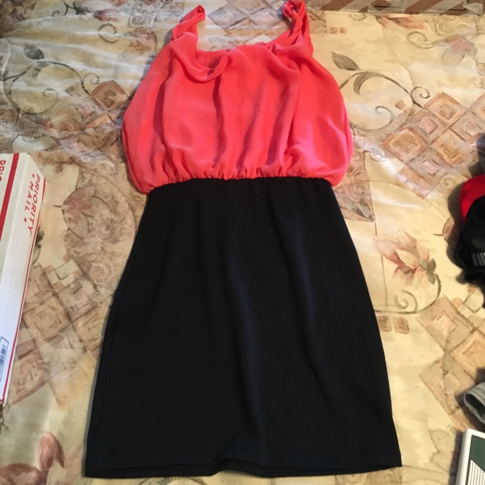 Cute dress . ❤