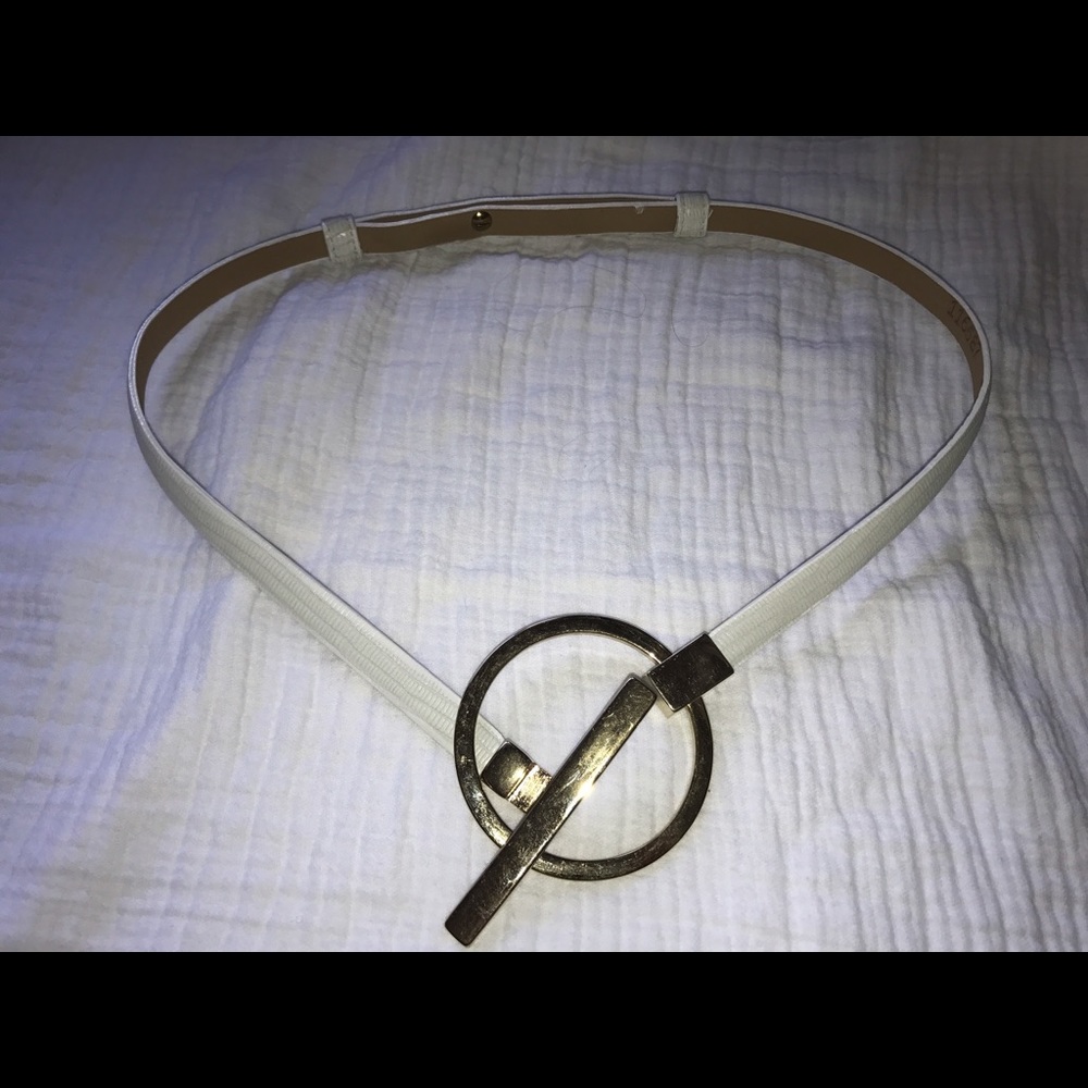 Carlisle White Leather w/ Gold Toggle Belt, sz S