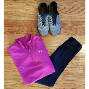 UNDER ARMOUR QUARTER ZIP PULLOVER