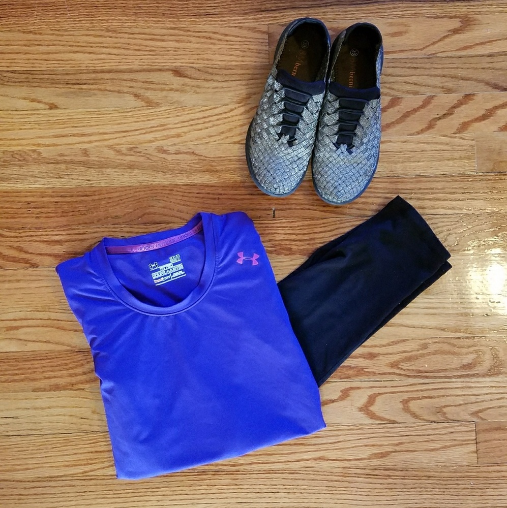 UNDER ARMOUR TOP
