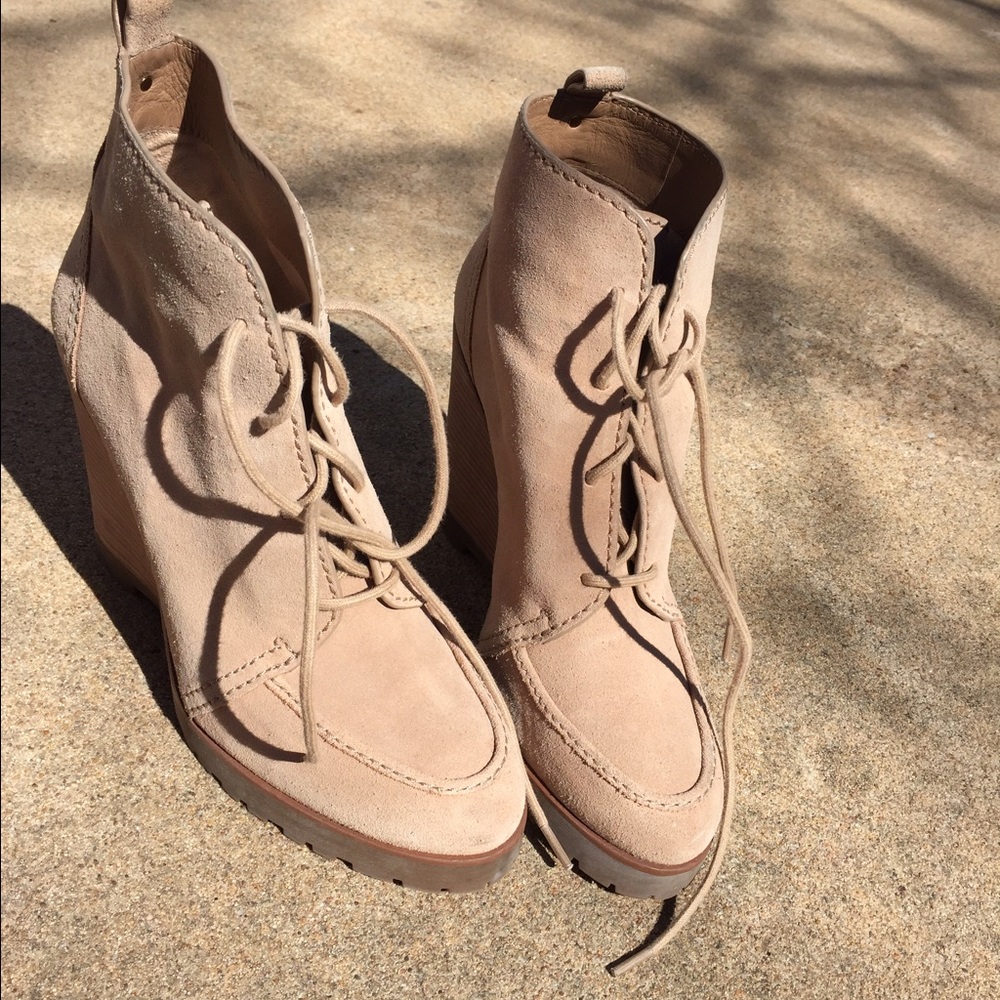 Brand new Michael kors wedges