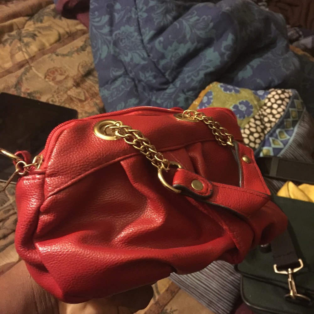Red bag - Picture 2 of 4