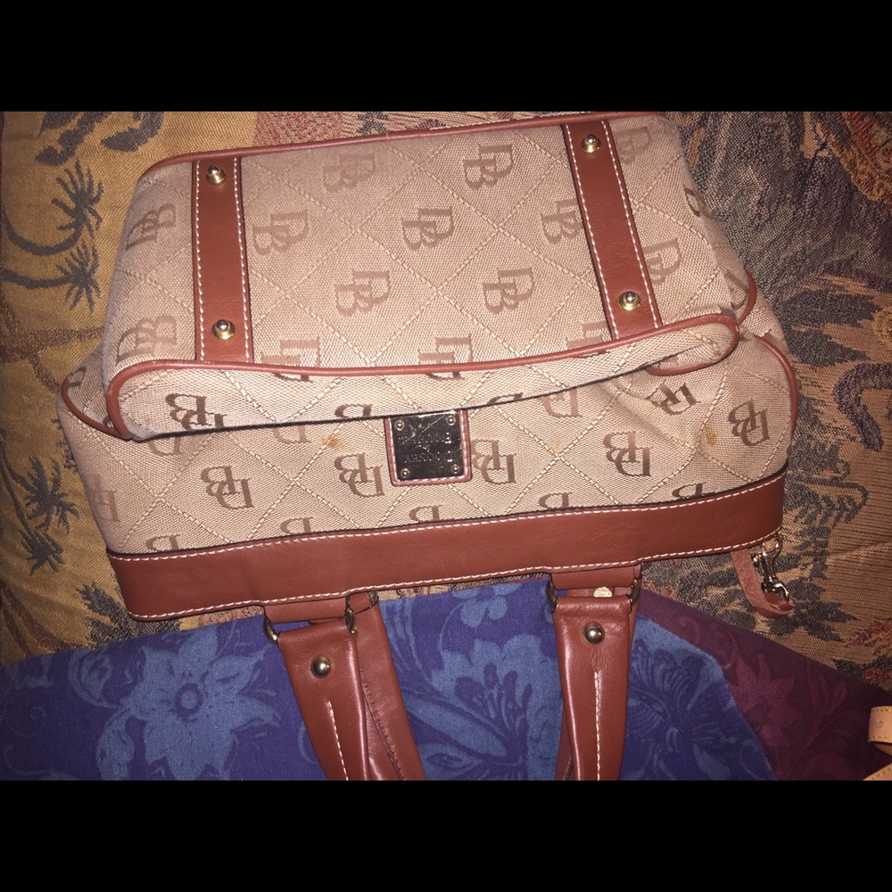 Dooney and Bourke - Picture 2 of 4