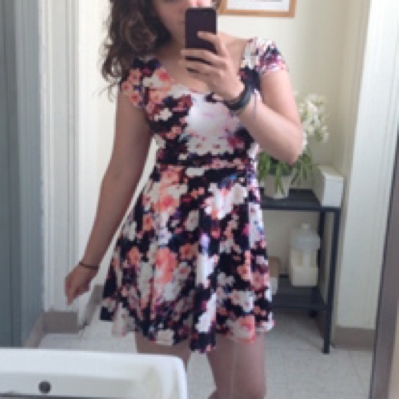 Urban Outfitters Dresses & Skirts - Urban Outfitters Floral Dress
