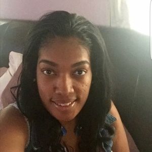 Meet your Posher, Felicia