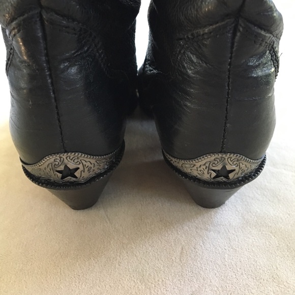 Vintage leather Zodiac ankle boots with silver. - Picture 5 of 8