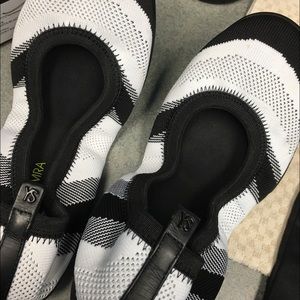 Yosi Samra Ballet Flats