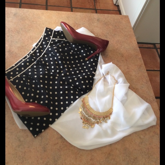 LC Lauren Conrad Pants - 💋Adorable sheer polka dot shorts 💄